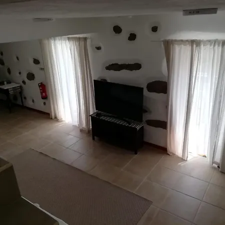 Casa Do Forno * Lajes das Flores